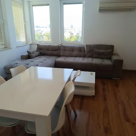Two-bedroom Lauta 28 Апартамент